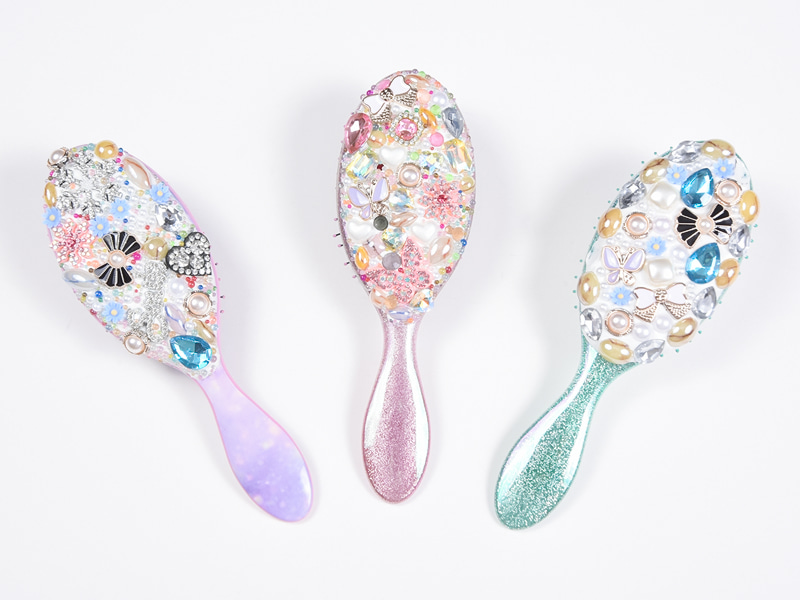 Cepillo para desenredar el cabello ovalado Jewelry Bling