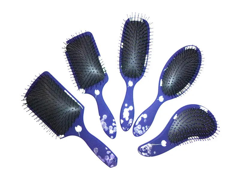 Cepillo plástico para desenredar extensiones de cabello