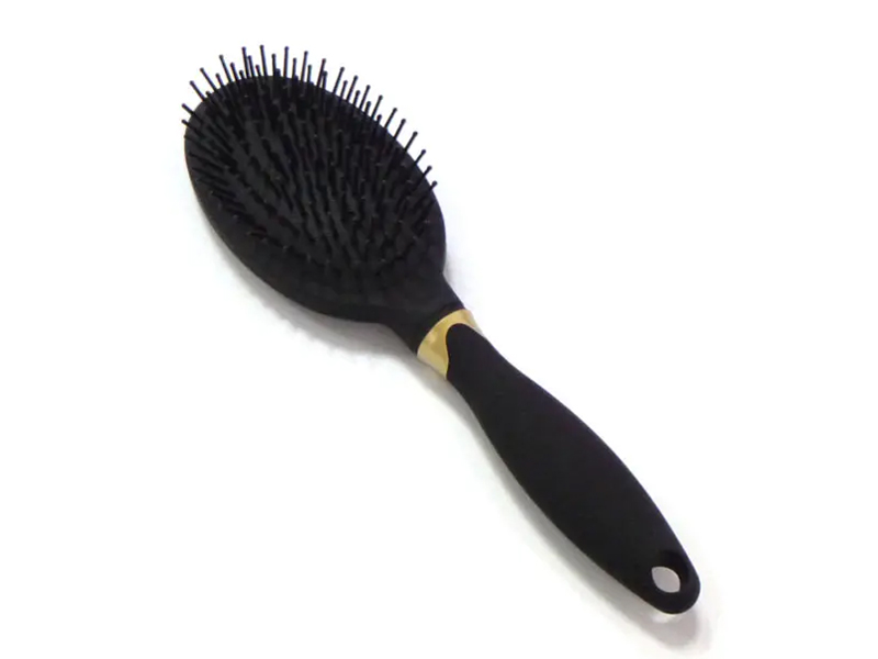 Cepillo de pelo con revestimiento de goma para desenredar