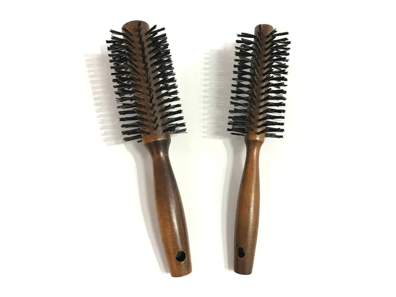 Cepillo de pelo sintético redondo con tinte de cerdas de bambú