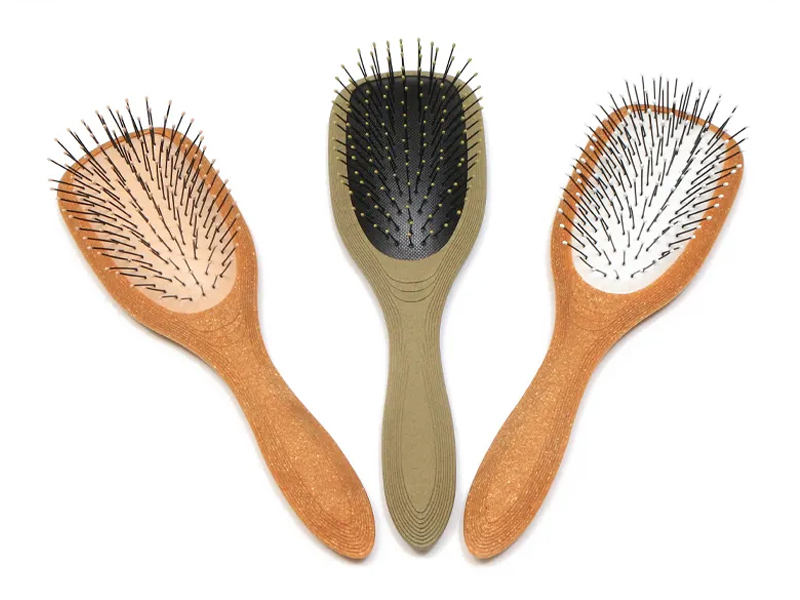 ¿Cuáles son las características clave que se deben buscar en un cepillo de masaje para el cabello?