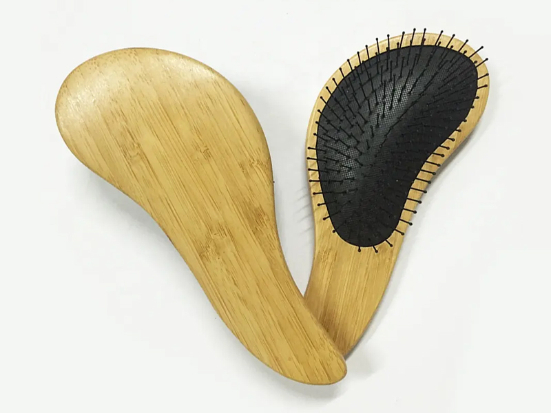 Cepillo de pelo con cojín desenredante de bambú