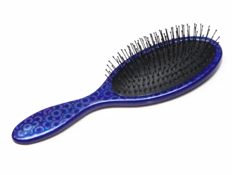Cepillo desenredante ovalado brillante estampado elegante